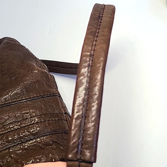 orYANY "Gwen" Distressed Leather Dual Pocket Crossbody/Shoulder Bag - Picture 5 of 15